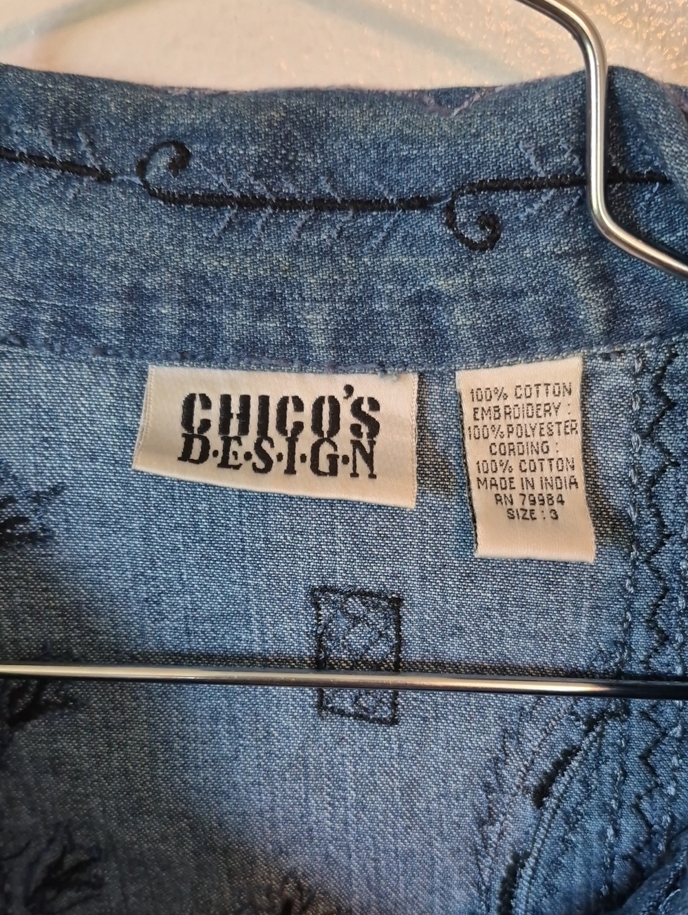 Embroidered Denim Shirt Jacket Chico's Designs Size 3 (XL) - Picture 6 of 6